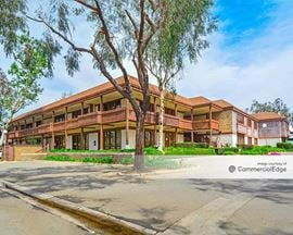 Smoketree Plaza