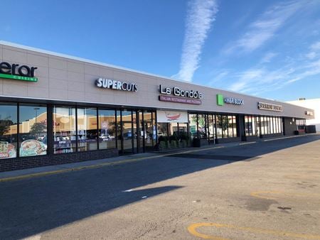 Retail space for Rent at SWC Ashland Avenue & Wellington Avenue in Chicago