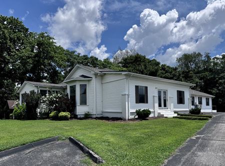 Photo of commercial space at 500 E Gaines St in Lawrenceburg