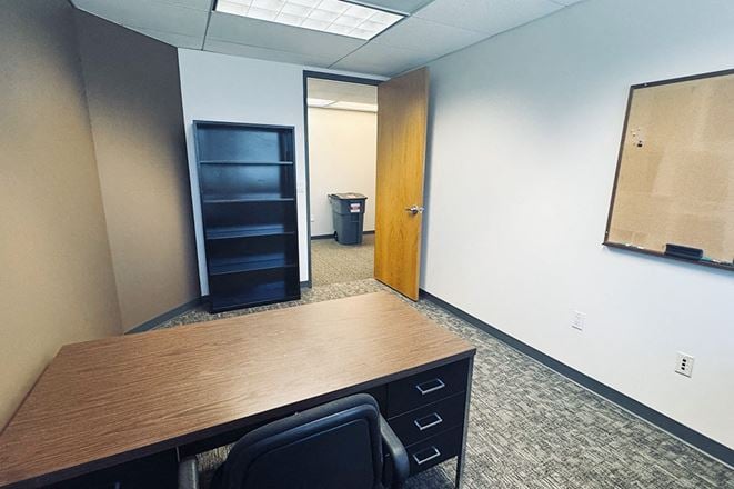 Workstyle Flexible Spaces - 4676 Admiralty Way