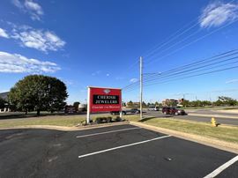 944 N Burkhardt Rd