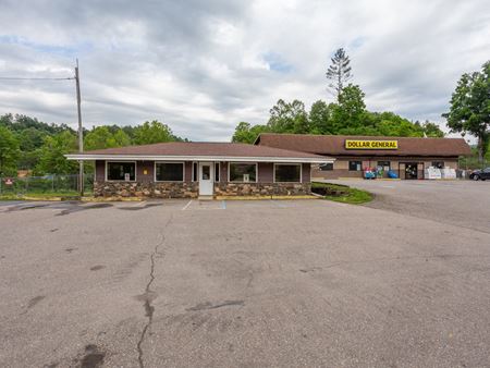 Retail space for Sale at 381-395 Crimson Laurel Way in Bakersville
