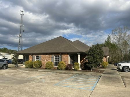 Photo of commercial space at 3975 O'Neal Ln in Baton Rouge