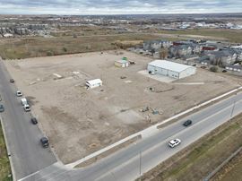±11,520 SF Flex/Commercial Building | ±7.72 Acre Stabilized Yard