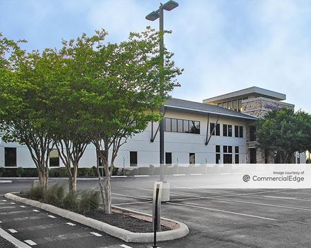 423 Treeline Park Medical Office Building - San Antonio