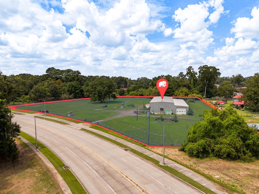 Strategic Industrial Site with Expansion Potential on E Pinhook Rd