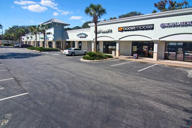 Gates of Beachwood
