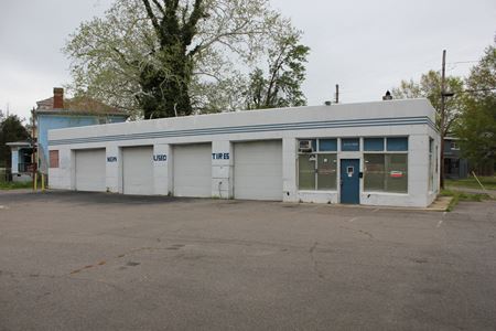 FOR SALE OR LEASE | Service Center | 2900± SF | .22± Acres | Revitalization Zone | Urban Business Zoning | North Side Richmond - Richmond