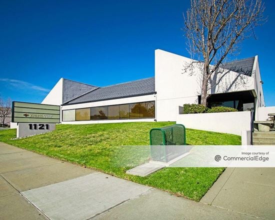 Bayside Business Center