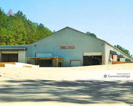 Photo of commercial space at 4883 Roy Carlson Blvd NE in Buford