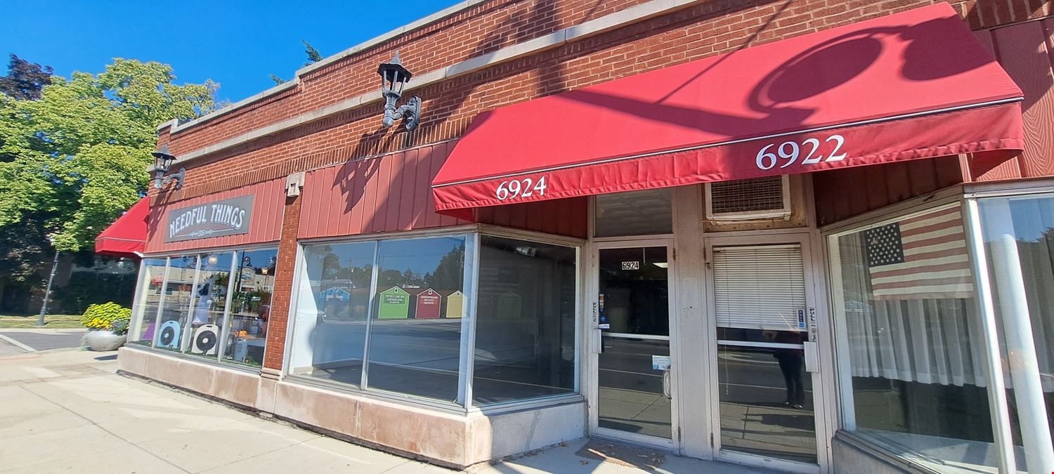 Prime Oak Park Retail Opportunity