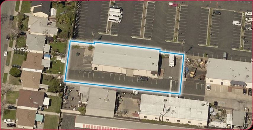 12211-12217 Woodruff Ave