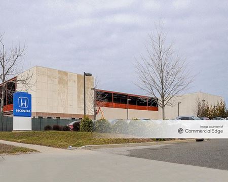 Photo of commercial space at 1001 South Oyster Bay Road in Bethpage