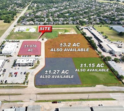 1110 Grand Oak Blvd - 1.078 Acres