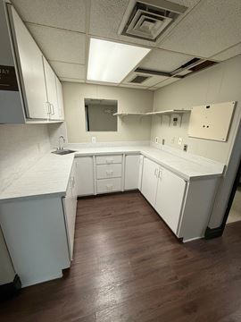 Medical/Office Suite For Lease