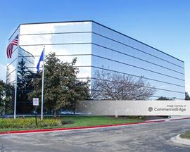 Crossroads Corporate Center - 20935 Swenson Drive