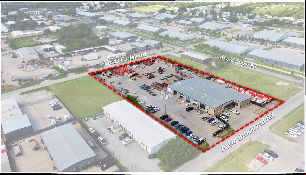 14,822 SF Grade-Level on Paved 2.20-Acre Fenced Lot