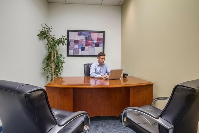 Barrister Executive Suites - Summit at Valencia