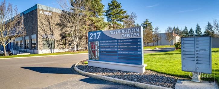 For Lease > 217 Distribution Center