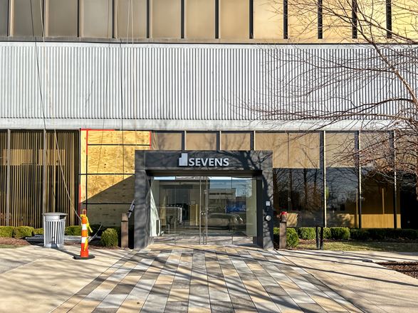 MO, Clayton - Sevens Building