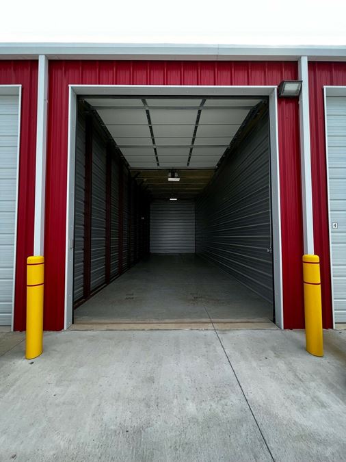 16 UNIT STORAGE FACILITY