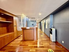 27 E Broadway