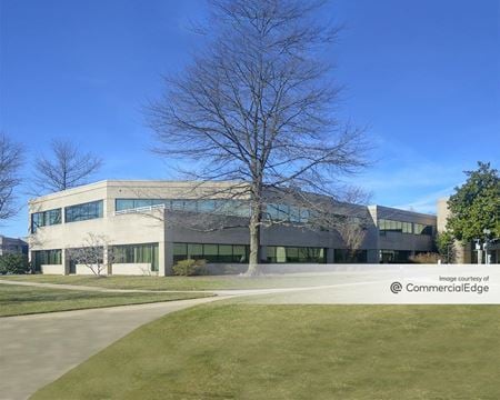Photo of commercial space at 252 Chapman Road in Newark