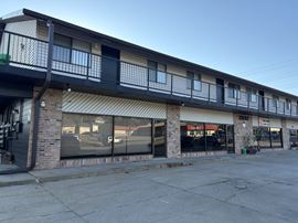 2332 N Cotner Blvd