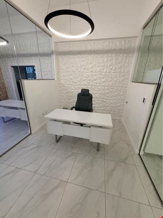 Office/ Retail Lease Opportunity, Downtown Tampa