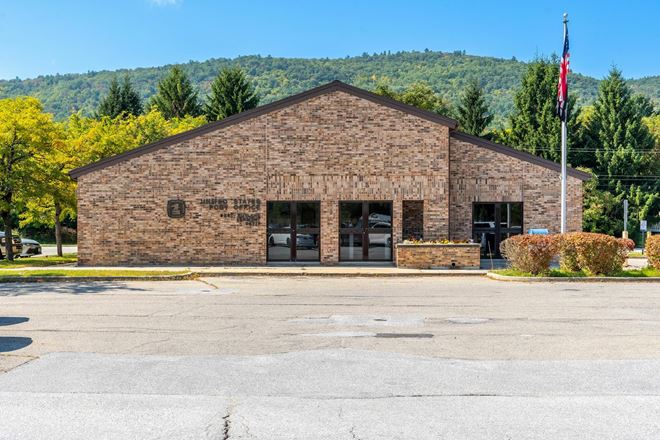 West Rutland, VT - West Way Mall