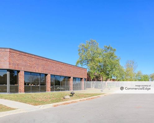 Brookfield Lakes Corporate Center - 250 North Patrick Blvd