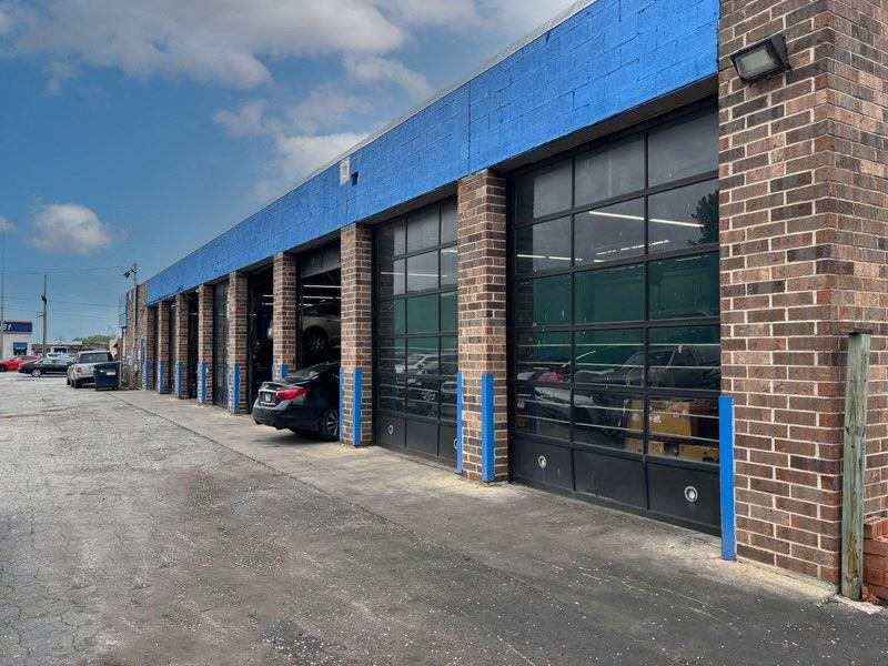 Automotive Building for Sale or Lease