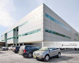 Totowa Commerce Center - 80, 100, 120 & 140 Commerce Way & 999 Riverview Drive
