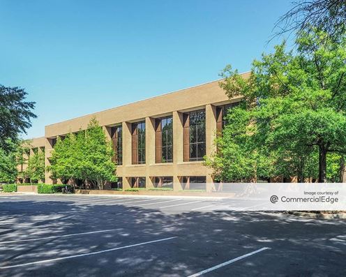 Park 37 - 300 Executive Center Drive