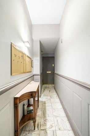 424 West 49th