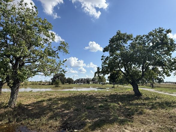 27555 Clay Rd, Katy, TX 77493- 5.909 AC DEVELOPMENT OPPORTUNITY