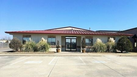 Industrial space for Rent at 3225 N Flood Ave in Norman