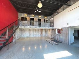 2804 Memorial Highway
