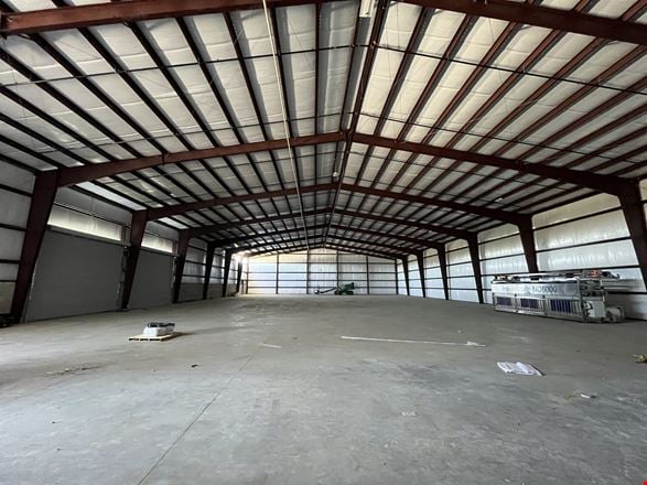 17.8k SF Warehouse & Outdoor Storage