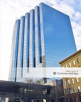 Salesforce Tower