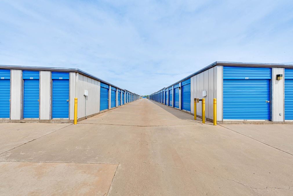 LONE STAR STORAGE CENTER PORTFOLIO