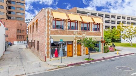 Photo of commercial space at 23-27 N Mentor Avenue in Pasadena