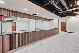 2201 W Howard St, Chicago, IL, 60645