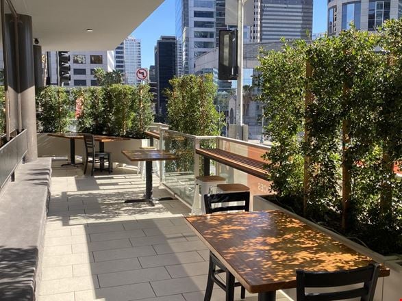 W Suites LLC - W Suites @ 1001 Wilshire