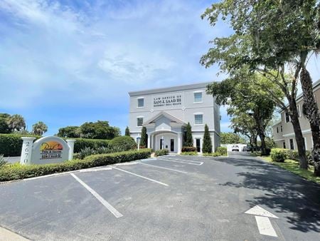 Office space for Rent at 2670 Airport Rd S in Naples