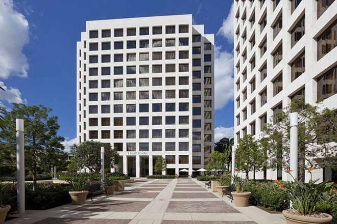 PAR - 1 Park Plaza