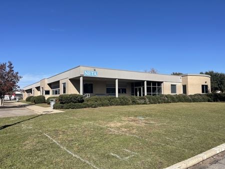 Photo of commercial space at 939 S Stadium Rd in Columbia