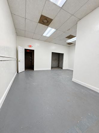 Warehouse Flex Space on 6th St.