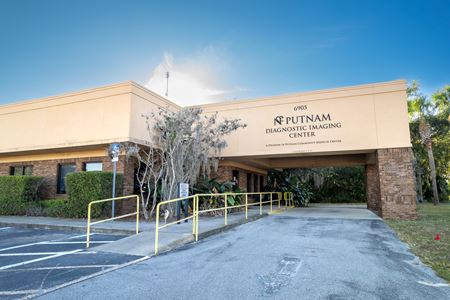 Office space for Sale at 6905 Old Wolf Bay Rd in Palatka