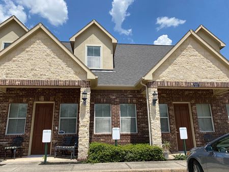 Commercial space for Rent at 303 Longmire Road in Conroe
